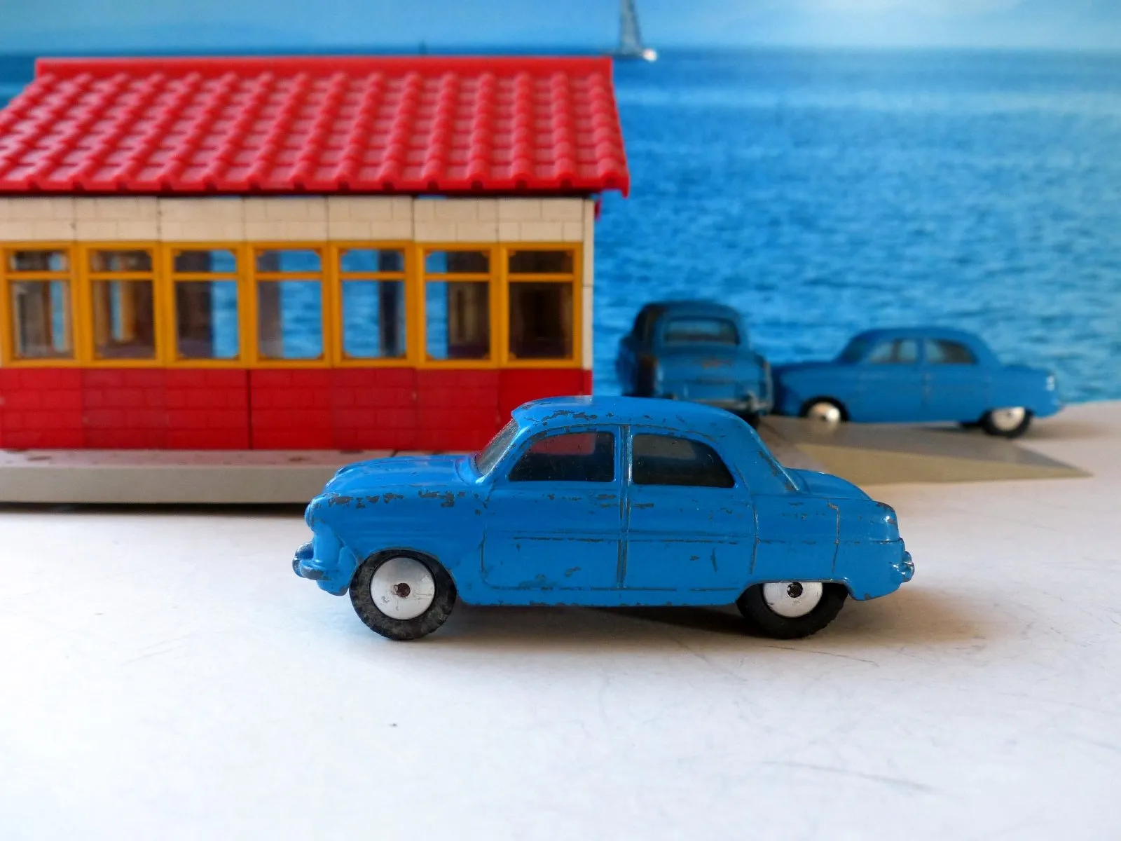 200M Ford Consul blue