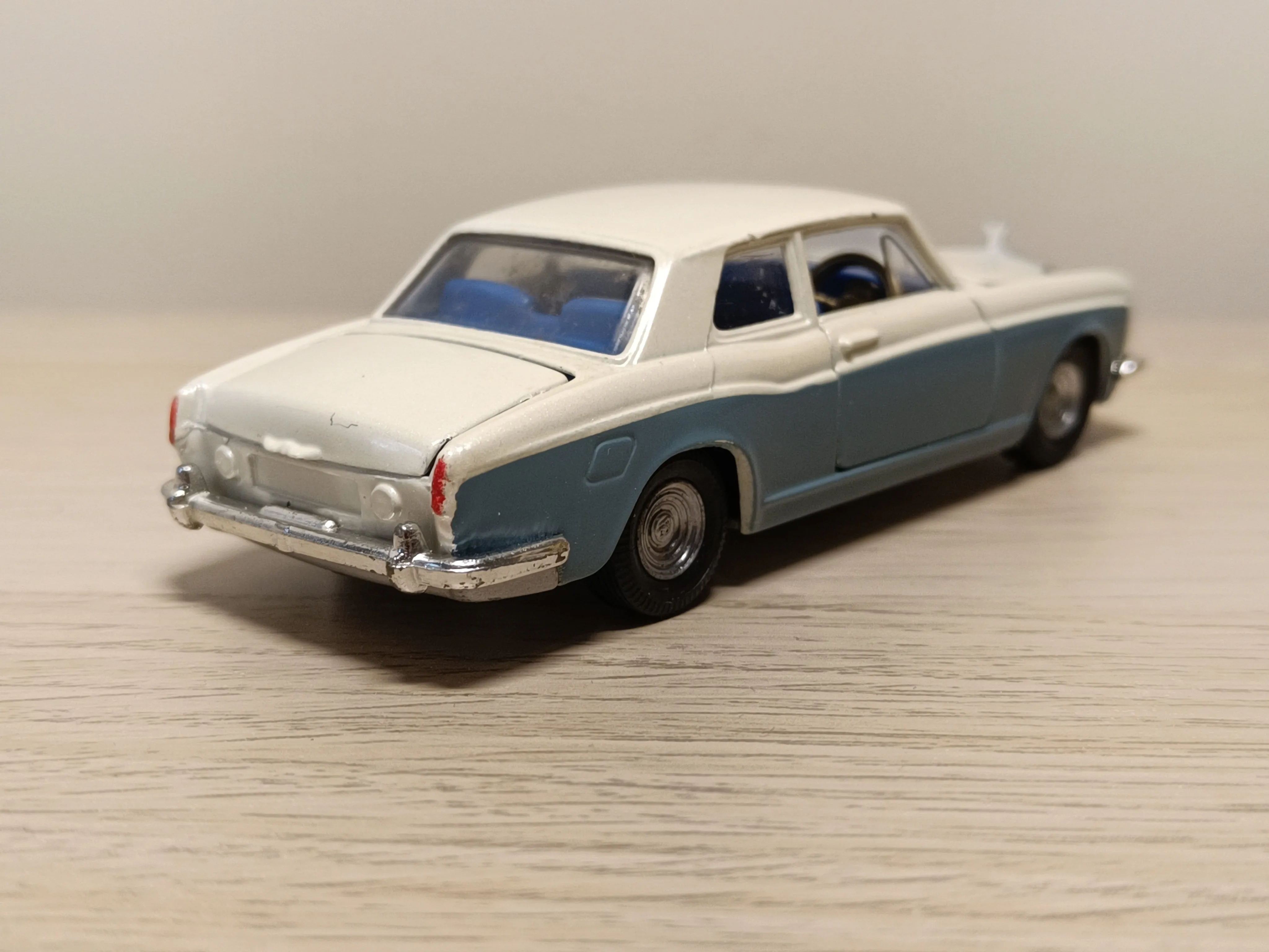 273 Rolls Royce Silver Shadow (1)