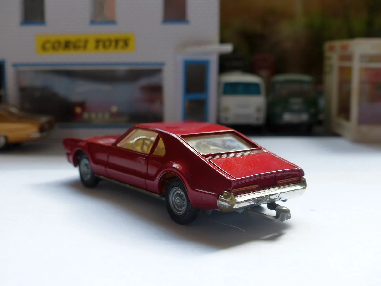 276 Oldsmobile Toronado in metallic red