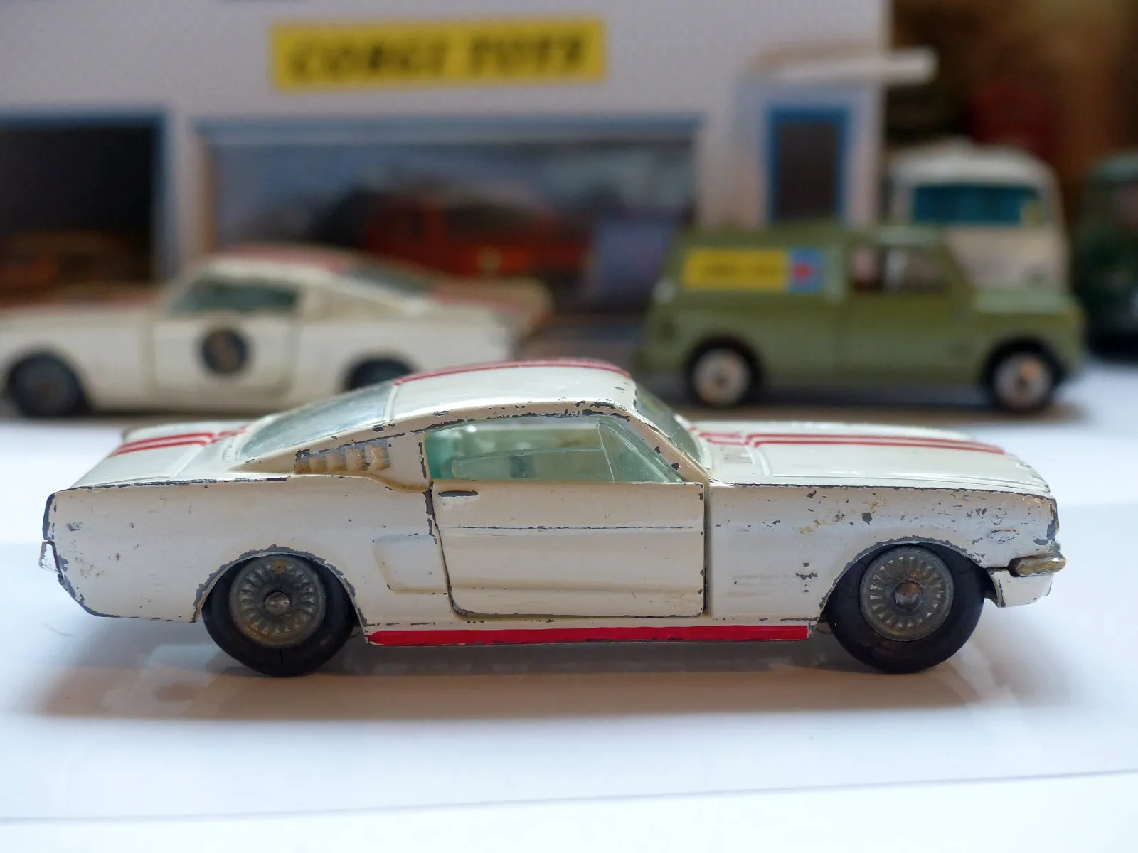 325 Ford Mustang Competition Model with cast wheels