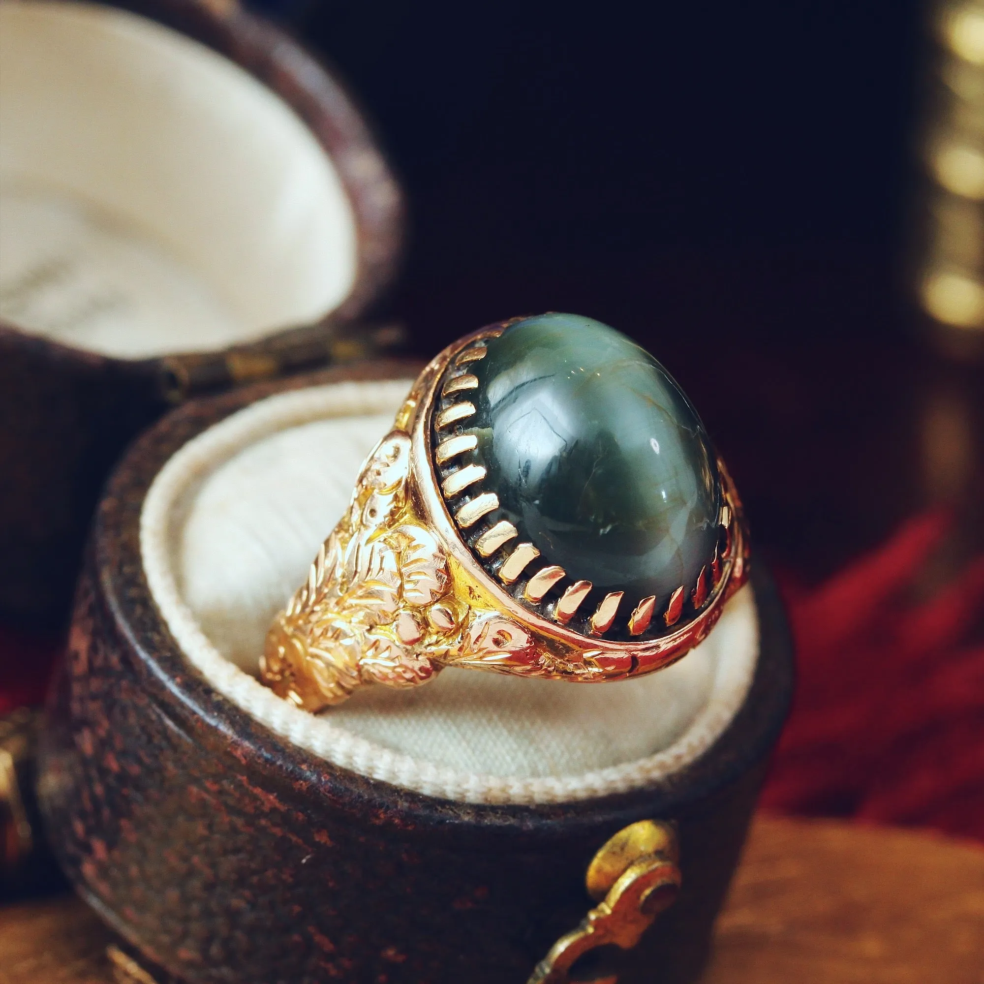 Astonishing Victorian Cat's Eye Chrysoberyl Ring