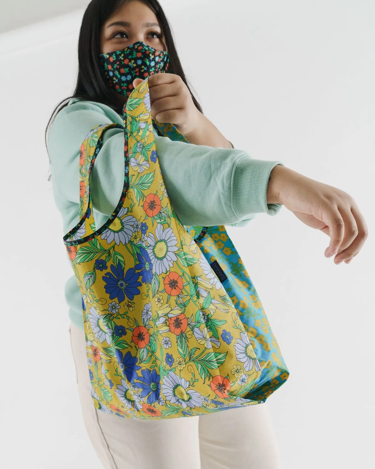 Patchwork Floral Standard Baggu